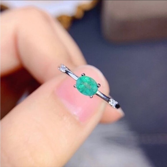 Natural Emerald ring - Picture 3 of 10